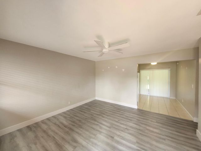 4972 SW 93rd Avenue SW, Cooper City, FL 33328