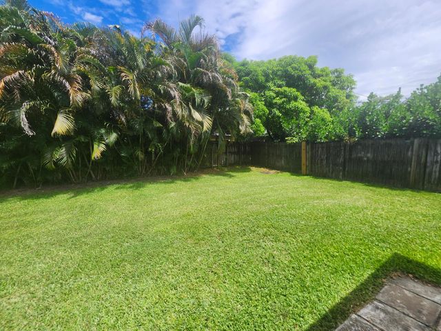 4972 SW 93rd Avenue SW, Cooper City, FL 33328