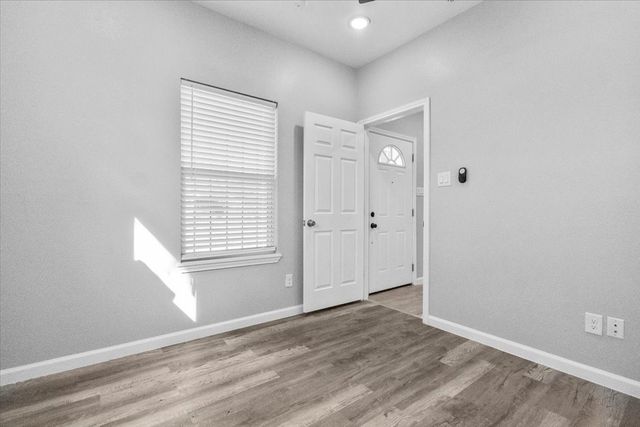 3512 Hamilton Avenue, Dallas, TX 75210