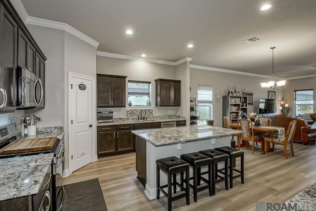 1647 Rangeland Ave, Zachary, LA 70791