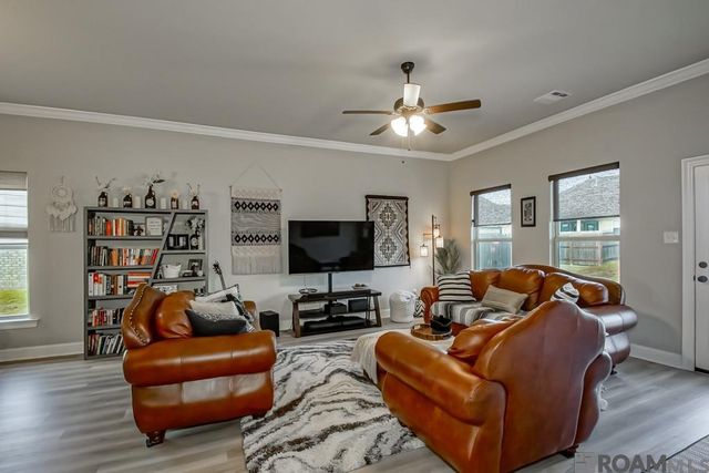 1647 Rangeland Ave, Zachary, LA 70791