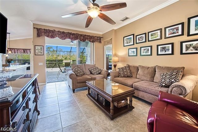 10092 Oakhurst WAY, Fort Myers, FL 33913