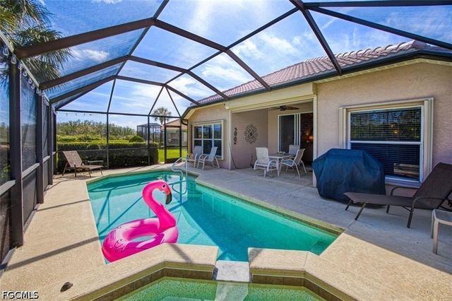 10092 Oakhurst WAY, Fort Myers, FL 33913