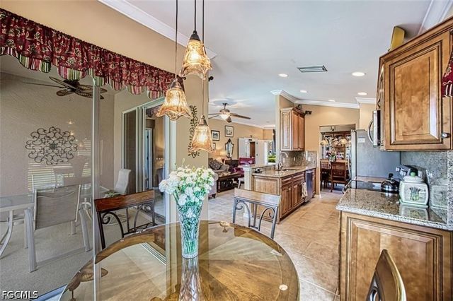 10092 Oakhurst WAY, Fort Myers, FL 33913