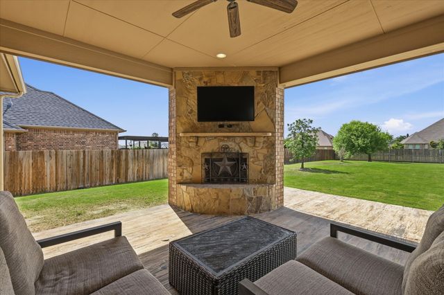 12956 Chisholm Ranch Drive, Fort Worth, TX 76052