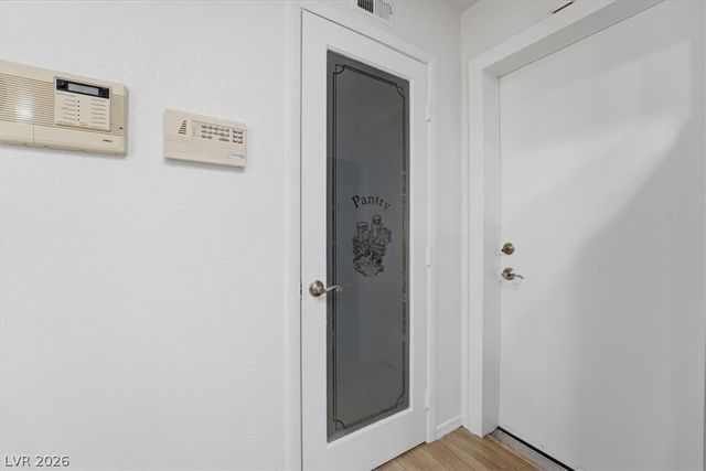 5251 Ladyhawk Way, Las Vegas, NV 89118