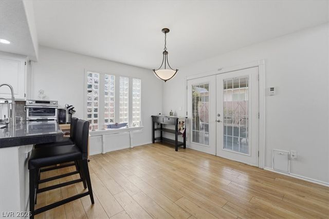 5251 Ladyhawk Way, Las Vegas, NV 89118