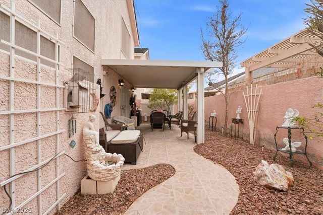 5251 Ladyhawk Way, Las Vegas, NV 89118