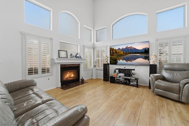 5251 Ladyhawk Way, Las Vegas, NV 89118