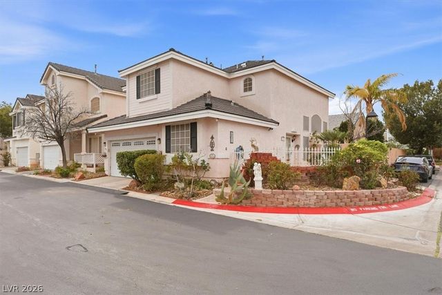 5251 Ladyhawk Way, Las Vegas, NV 89118