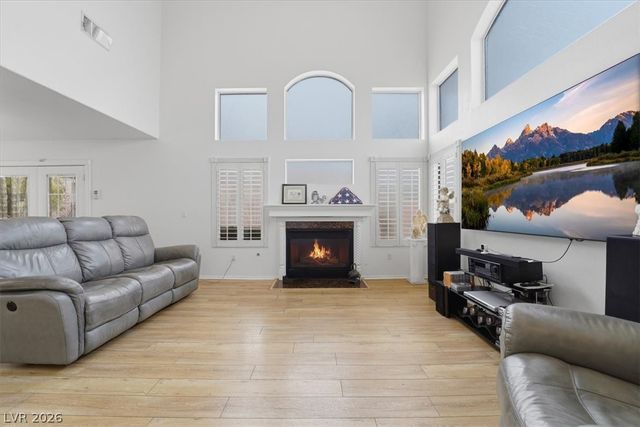 5251 Ladyhawk Way, Las Vegas, NV 89118