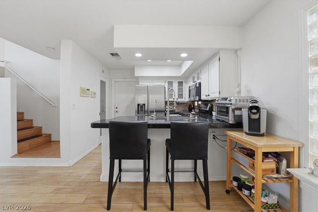 5251 Ladyhawk Way, Las Vegas, NV 89118