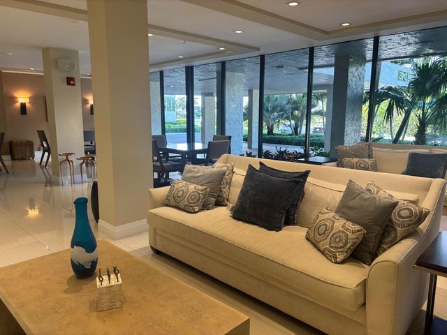 3912 S Ocean Boulevard S 114, Highland Beach, FL 33487