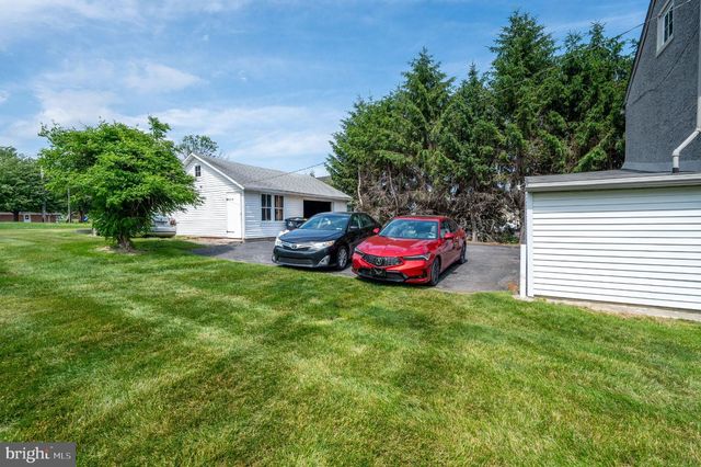 3007 MAIN ST, Morgantown, PA 19543