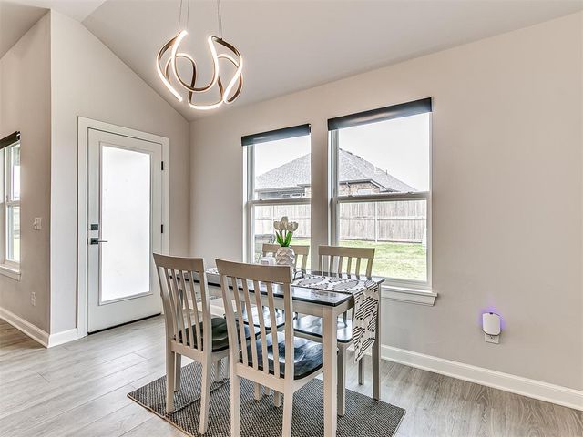 3205 Piney River Drive, Yukon, OK 73099