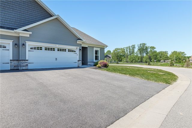 67 Timber Creek, Gates, NY 14606
