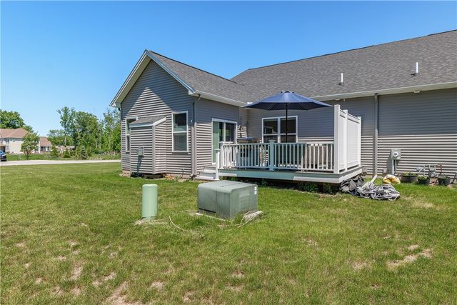 67 Timber Creek, Gates, NY 14606