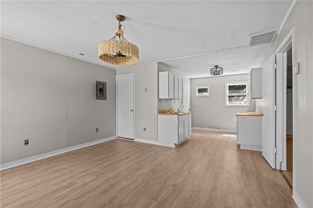 101 Maria Lane, Seneca, SC 29678