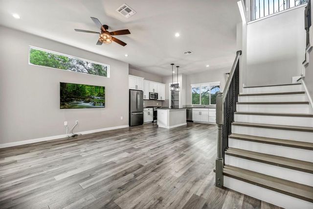 1107 Lott Ave A, Austin, TX 78721