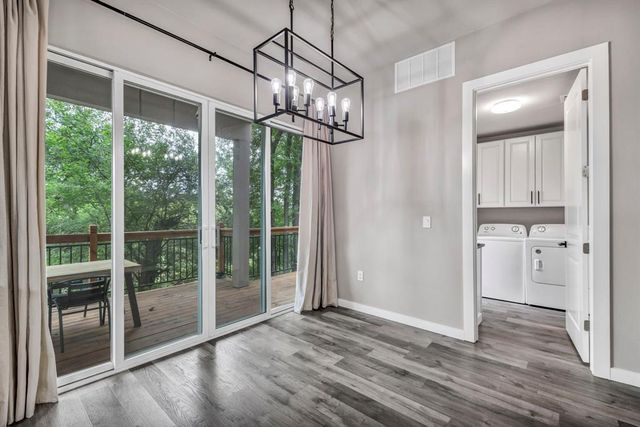 1107 Lott Ave A, Austin, TX 78721