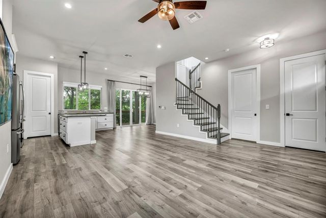1107 Lott Ave A, Austin, TX 78721