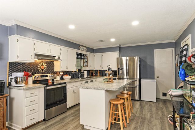 3202 Kay Don Road, Pine Bluff, AR 71603