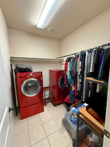 9307 Water Oak Court, Arlington, TX 76002