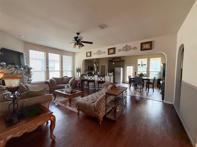 9307 Water Oak Court, Arlington, TX 76002