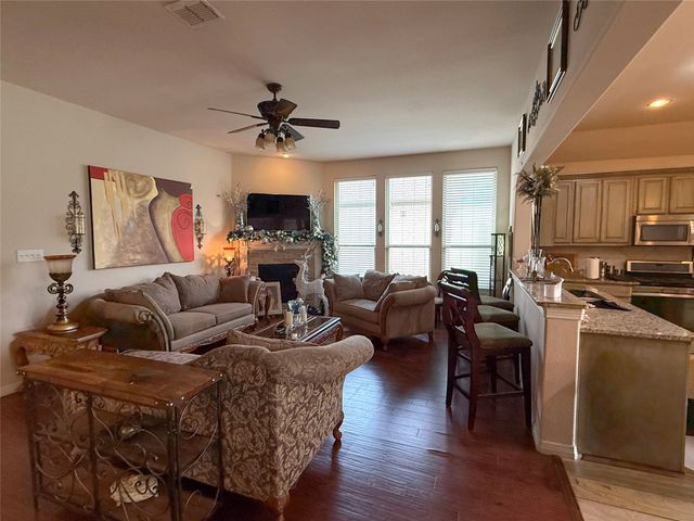 9307 Water Oak Court, Arlington, TX 76002