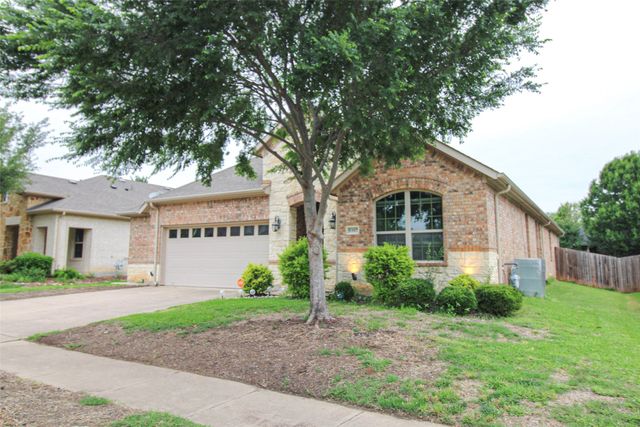 9307 Water Oak Court, Arlington, TX 76002