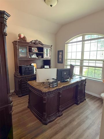 9307 Water Oak Court, Arlington, TX 76002