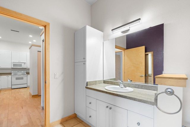530 W Doty Street #107, Madison, WI 53703