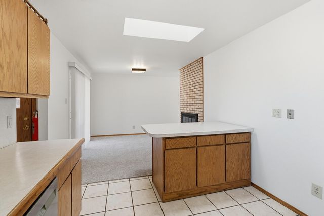 9007 Princess Jeanne Avenue NE, Albuquerque, NM 87112