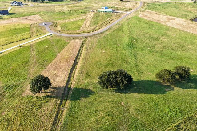 375 Sailview Court, Honey Grove, TX 75446