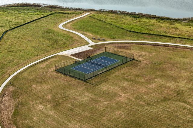 375 Sailview Court, Honey Grove, TX 75446