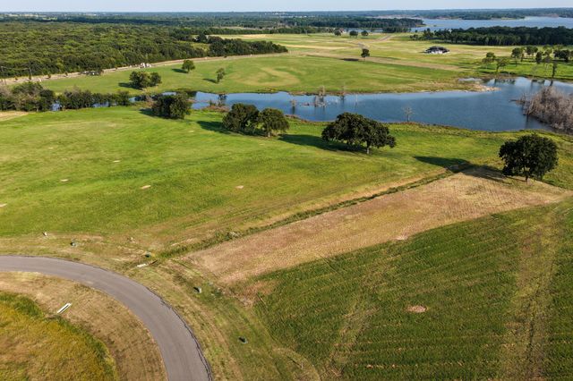 375 Sailview Court, Honey Grove, TX 75446