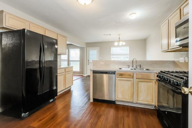 8002 Scarlet Tanager Drive, Humble, TX 77396