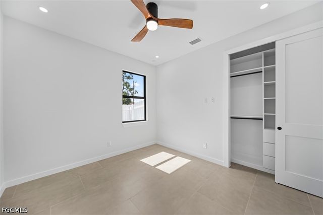1419 SW 15th TER, Cape Coral, FL 33991
