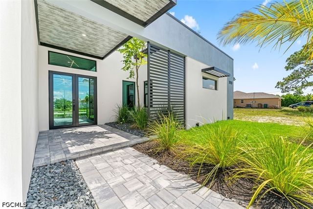 1419 SW 15th TER, Cape Coral, FL 33991