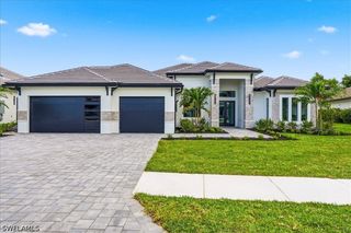 14318 Charthouse CIR, Naples, FL 34114