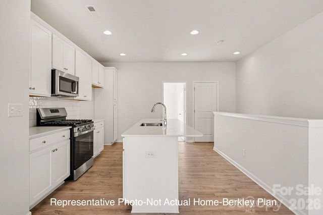 2330 Rachelwood Drive, Charlotte, NC 28273