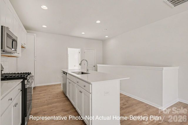 2330 Rachelwood Drive, Charlotte, NC 28273