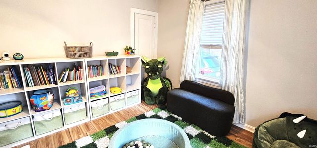 1807 N Saint James Boulevard, Evansville, IN 47711