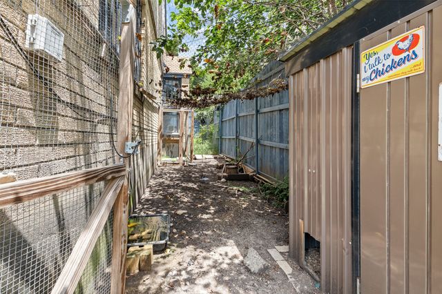 1902 Norfolk Avenue, Dallas, TX 75203