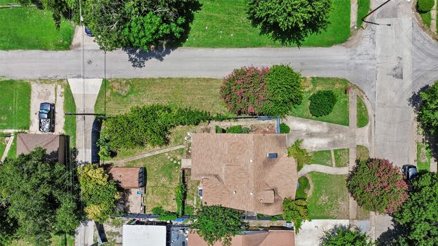 1902 Norfolk Avenue, Dallas, TX 75203