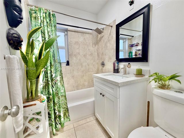11002 NE 10th Avenue, Biscayne Park, FL 33161