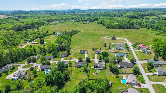 56 Alder Court, London, KY 40744