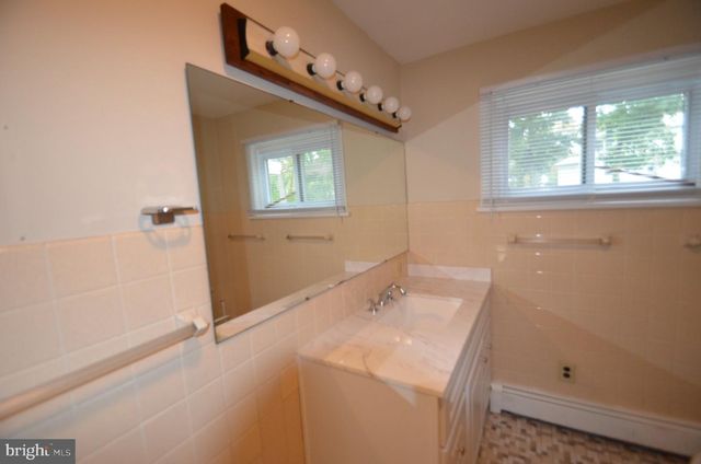 181 CRANBURY RD, Princeton Junction, NJ 08550