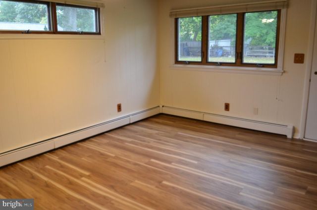 181 CRANBURY RD, Princeton Junction, NJ 08550