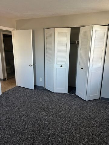 15 Wren Ter 6, Quincy, MA 02169